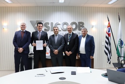 Gizélio Linhares assume presidência do Conselho de Administração do Sicoob Credicapital 